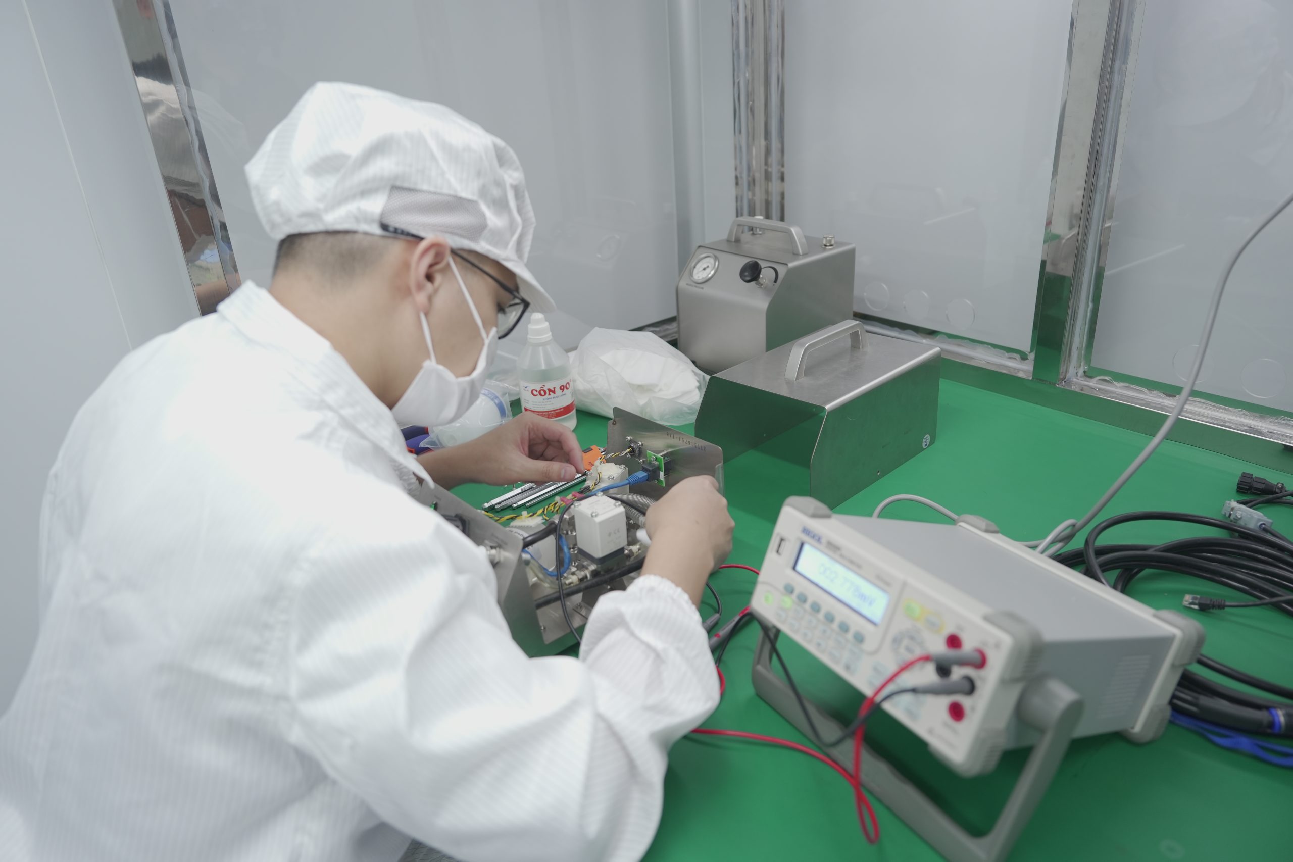 CALIBRATION OF R3104 EQUIPMENT FOR SAMSUNG DISPLAY